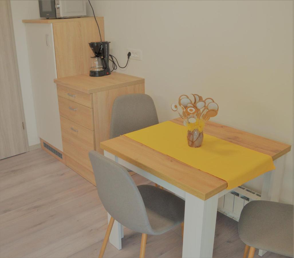 Apartma Vila Zigmund Церкниця Екстер'єр фото