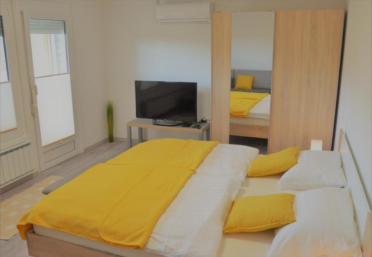 Apartma Vila Zigmund Церкниця Екстер'єр фото